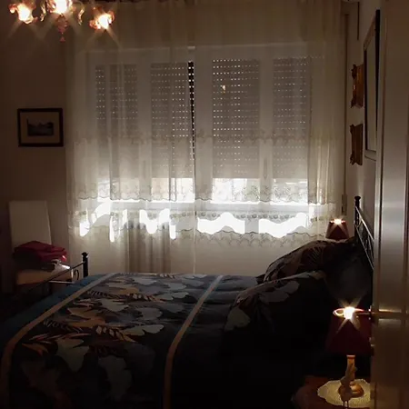 Italian Romance - A Fine In *