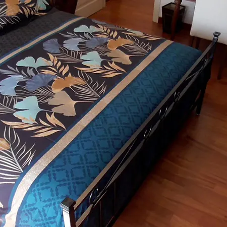 Italian Romance - A Fine In