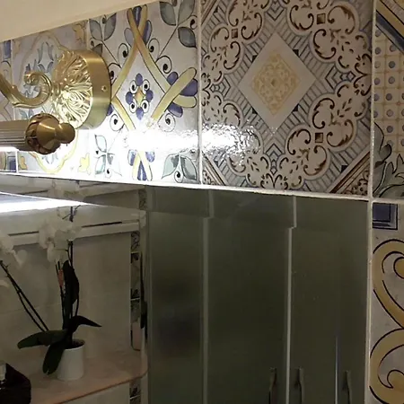 Apartment Italian Romance - A Fine In Rome