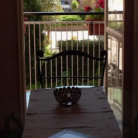 Italian Romance - A Fine In Apartment